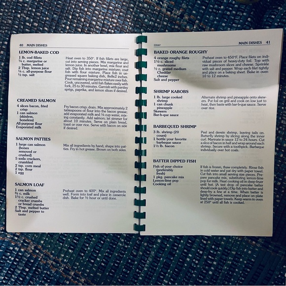 Easy Does It Cookbook: A Five (or Less) Ingredient Cookbook - Picture 4 of 7